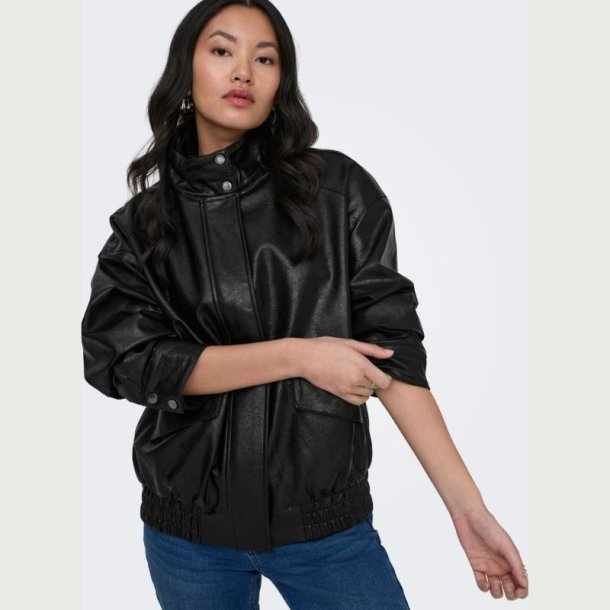 Only Julia Faux Leather Oversized Bomber OTW � 15373024