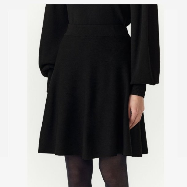 Yas fonny hw knit skirt s. black - 26031906