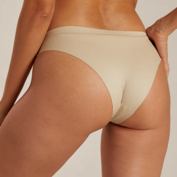 femifemme Invisible soft brazilian sand - FF2001