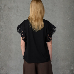 Love &amp; Divine t-shirt black - love1517