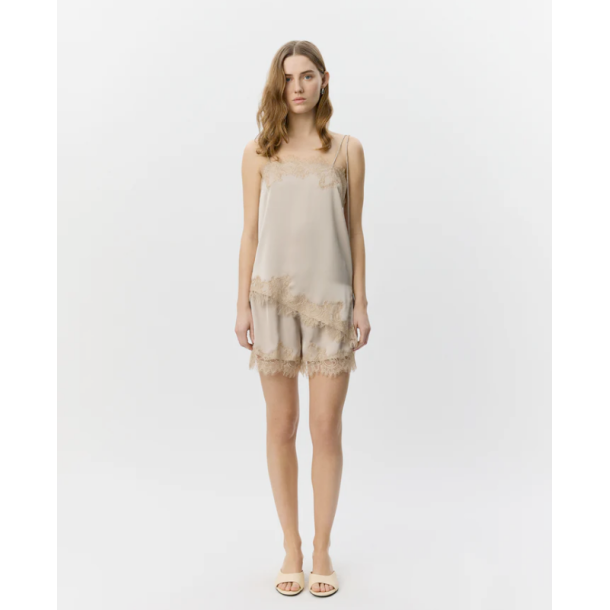 SOFIE SCHNOOR VIRASW BLONDE DETALJE TOP FEATHER GRAY - S262325