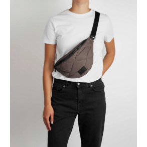 MARKBERG BRIANNAMBG BUM BAG MAJOR BROWN/W. BLACK - 5971RRP