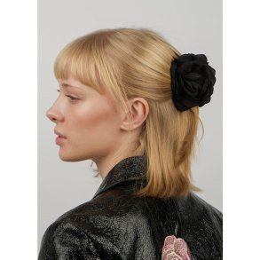SUI AVA ROSA HAIR CLAW BLACK MIDDLE - SA2304080