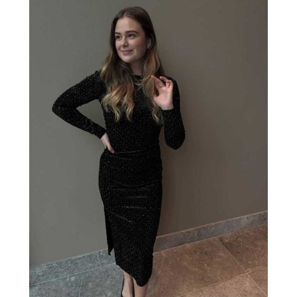 YAS TILLIA VELVET LONG DRESS BLACK/ RHINESTONE- 26038578